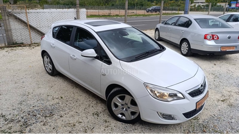 Opel Astra J 1.7CDTI ENJOY