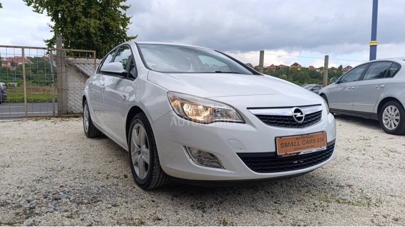 Opel Astra J 1.7CDTI ENJOY