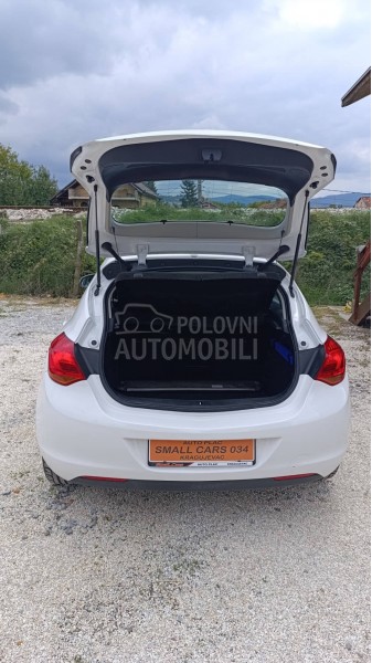 Opel Astra J 1.7CDTI ENJOY