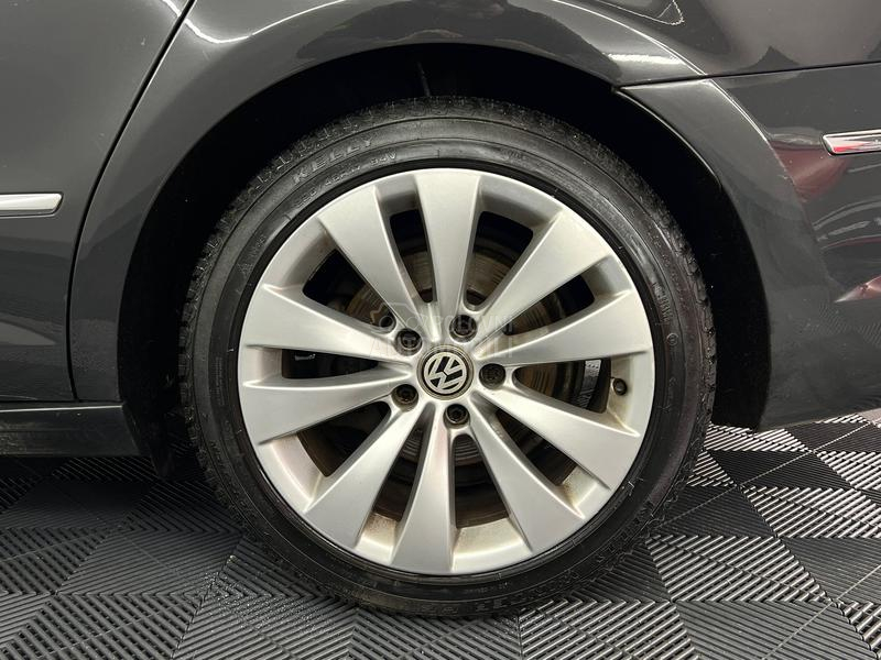 Volkswagen Passat CC 