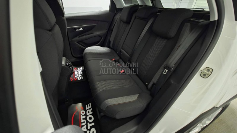 Peugeot 3008 1.2i Executive