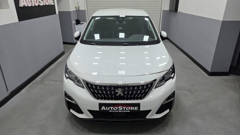 Peugeot 3008 1.2i Executive