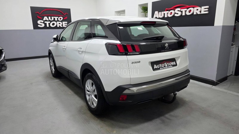 Peugeot 3008 1.2i Executive