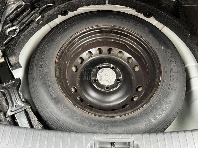 Nissan Qashqai 1.6b TEKNA