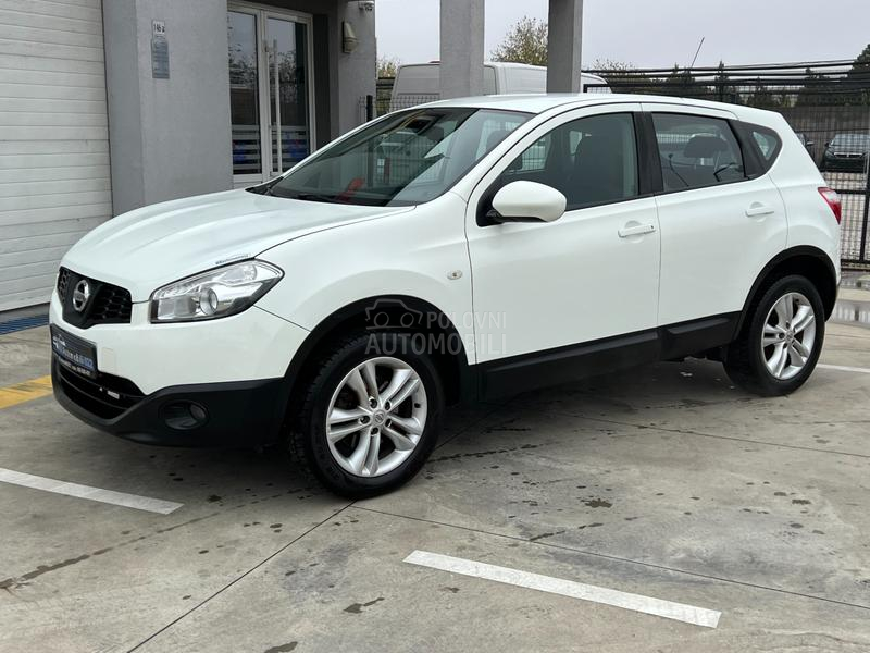 Nissan Qashqai 1.6b TEKNA