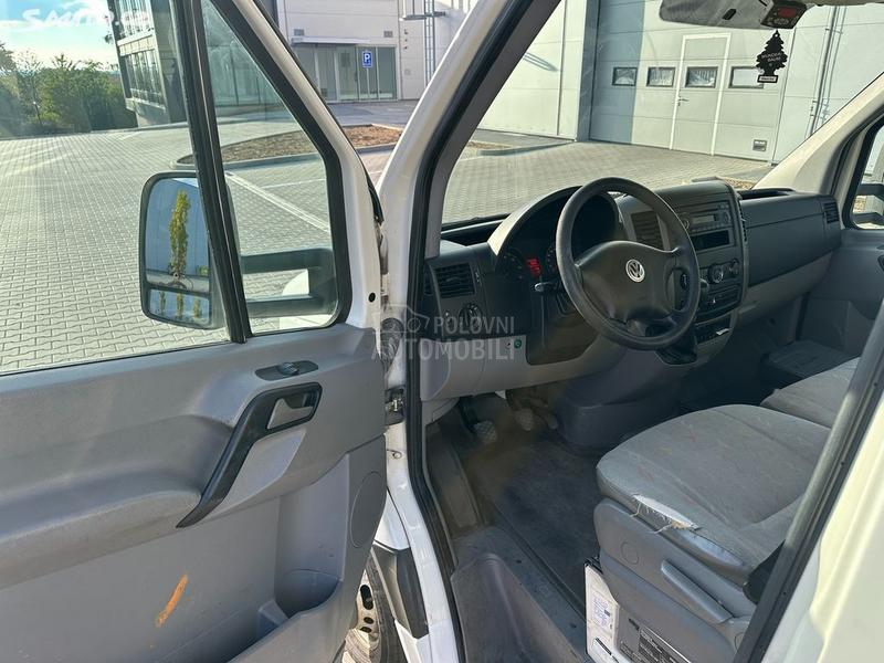 Volkswagen Crafter 2.5tdi/GLAJZ/8p