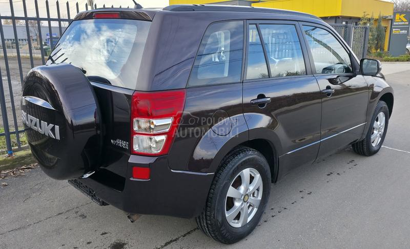 Suzuki Grand Vitara 2.0/A u t o m a t/CH