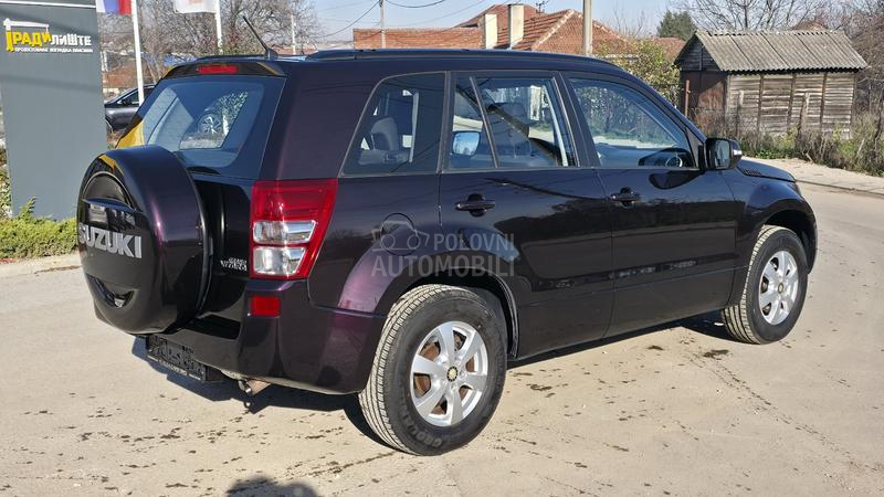 Suzuki Grand Vitara 2.0/A u t o m a t/CH