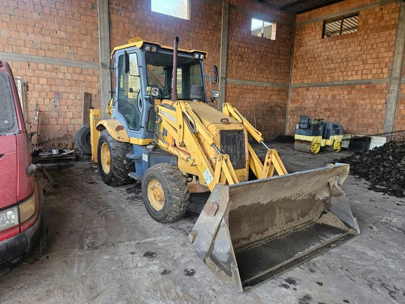 LiuGong 3cx 2400sati