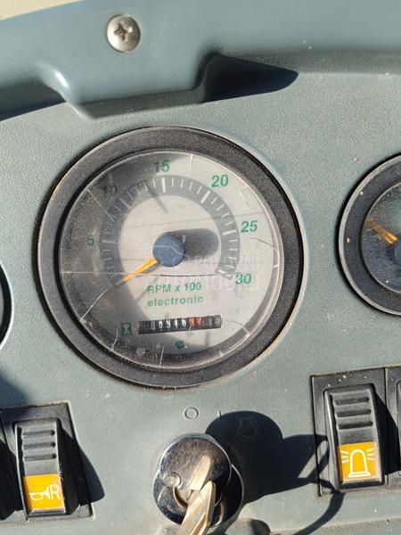 Komatsu WB93R Utility