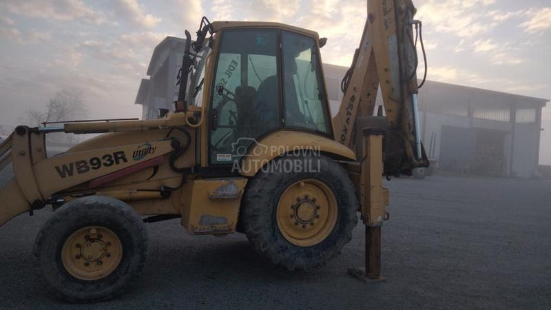 Komatsu WB93R Utility