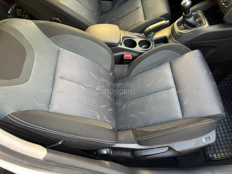 Citroen C4 1.4 Reg 1 godin.u