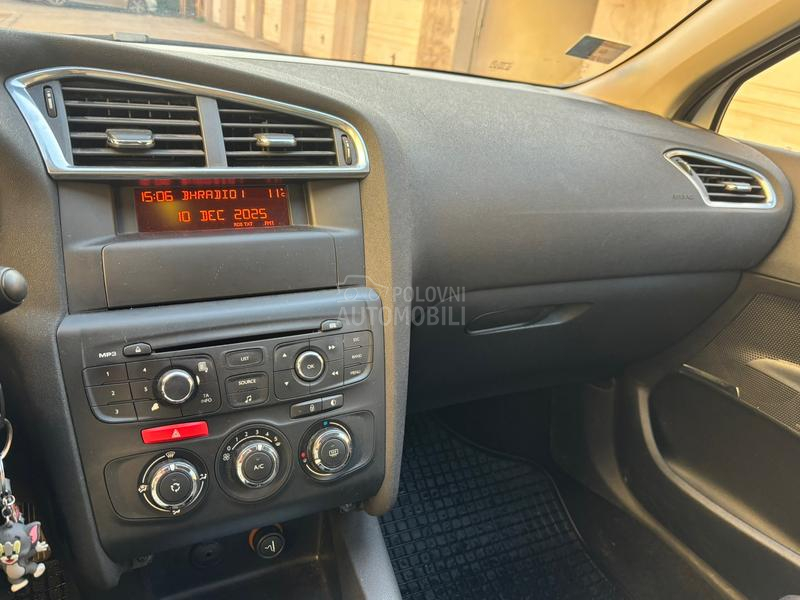 Citroen C4 1.4 Reg 1 godin.u