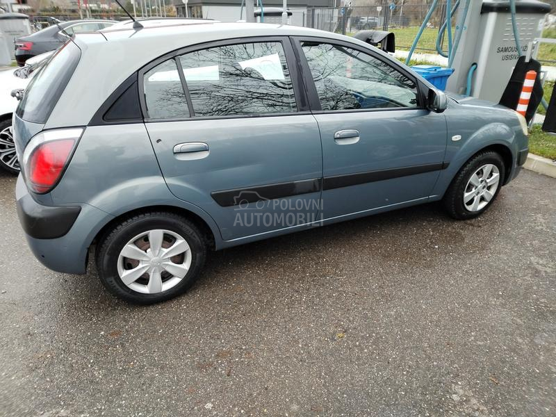 Kia Rio 1.4 HB