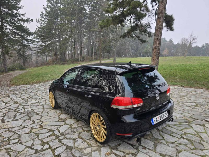 Volkswagen Golf 6 