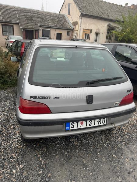 Peugeot 106 