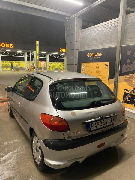 Peugeot 206 