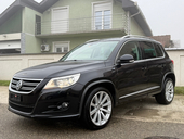 Volkswagen Tiguan 2.0TSI / R LINE/