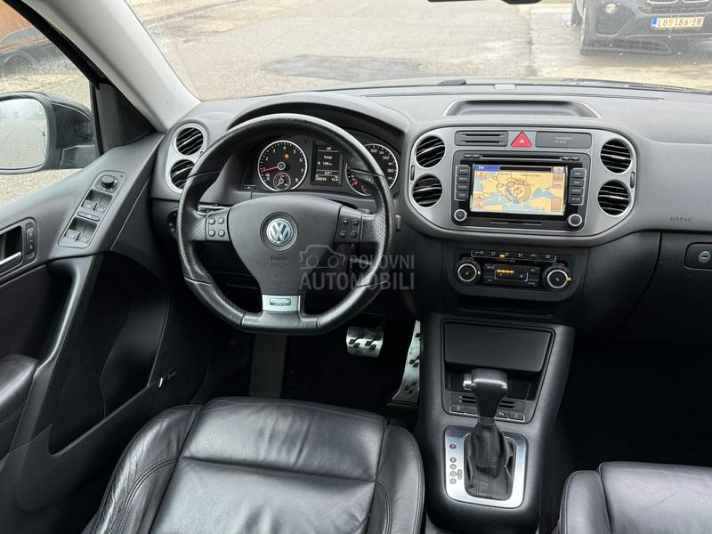 Volkswagen Tiguan 2.0TSI / R LINE/