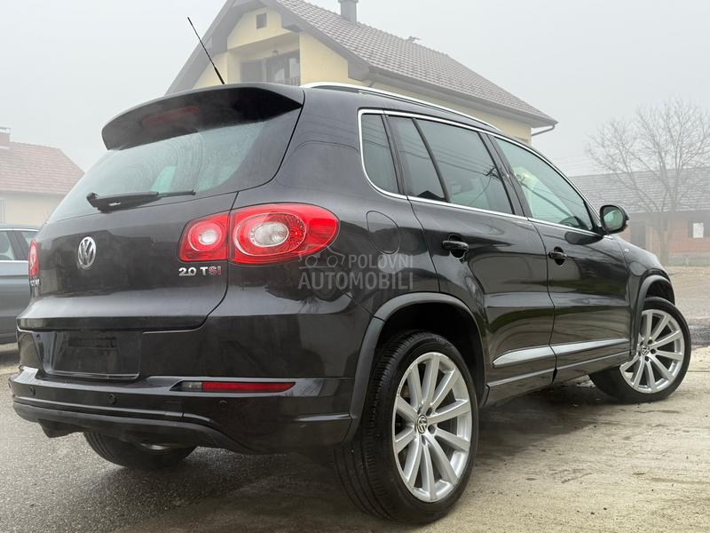 Volkswagen Tiguan 2.0TSI / R LINE/