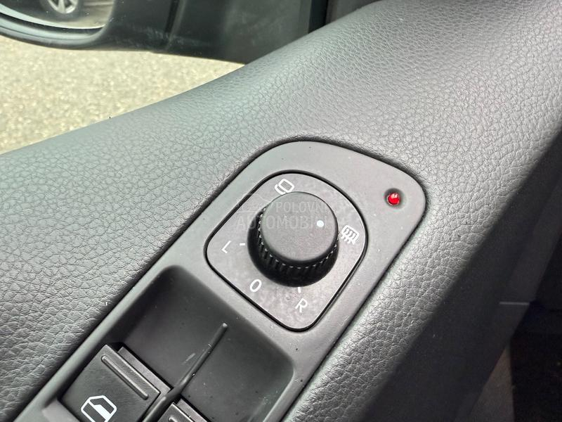 Volkswagen Tiguan 2.0TSI / R LINE/