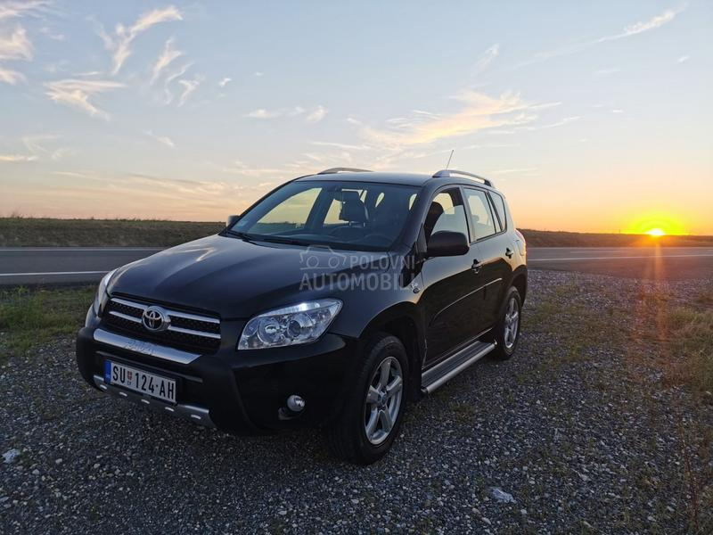 Toyota RAV 4 executive