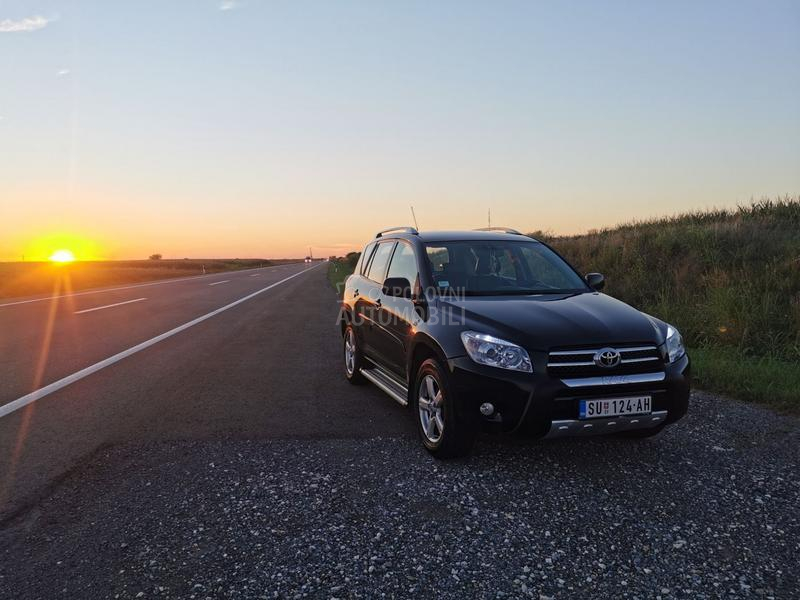 Toyota RAV 4 executive