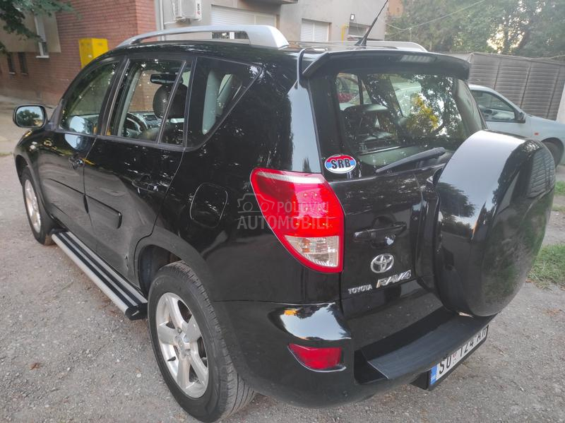 Toyota RAV 4 executive