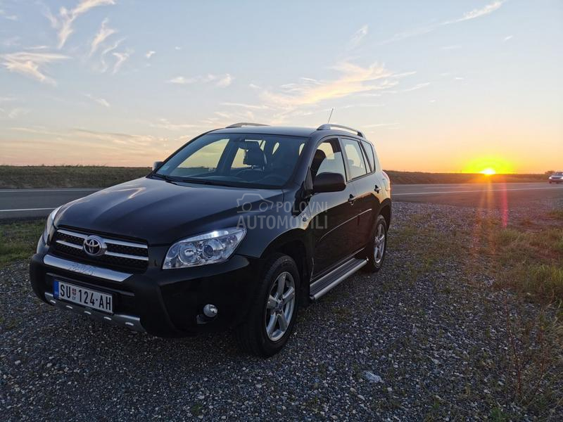 Toyota RAV 4 executive