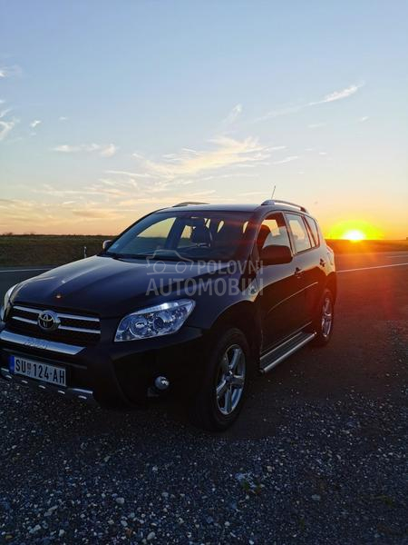 Toyota RAV 4 executive