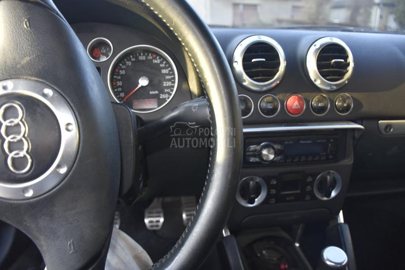 Audi TT 