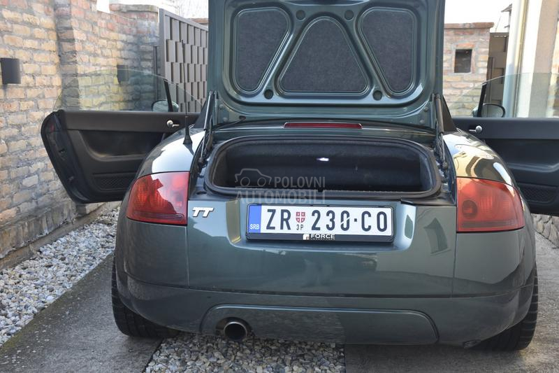 Audi TT 