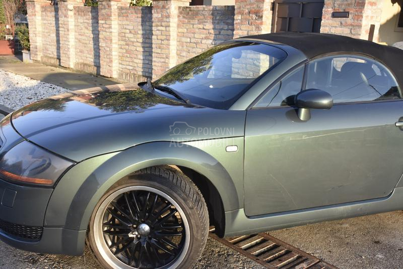 Audi TT 