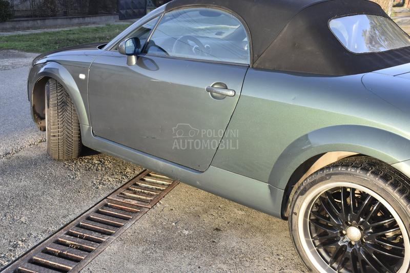 Audi TT 