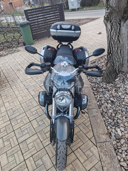 BMW R1200R