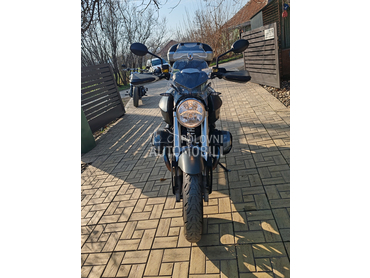 BMW R1200R