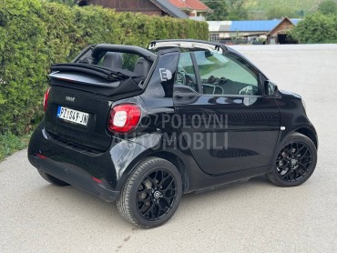 Smart ForTwo KABRIO ELEKTRICNI