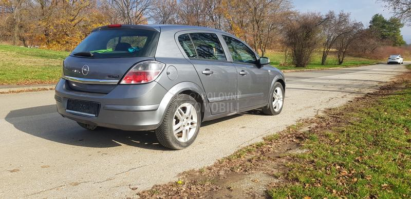Opel Astra H 1.4