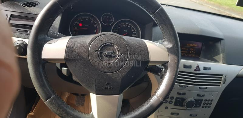Opel Astra H 1.4