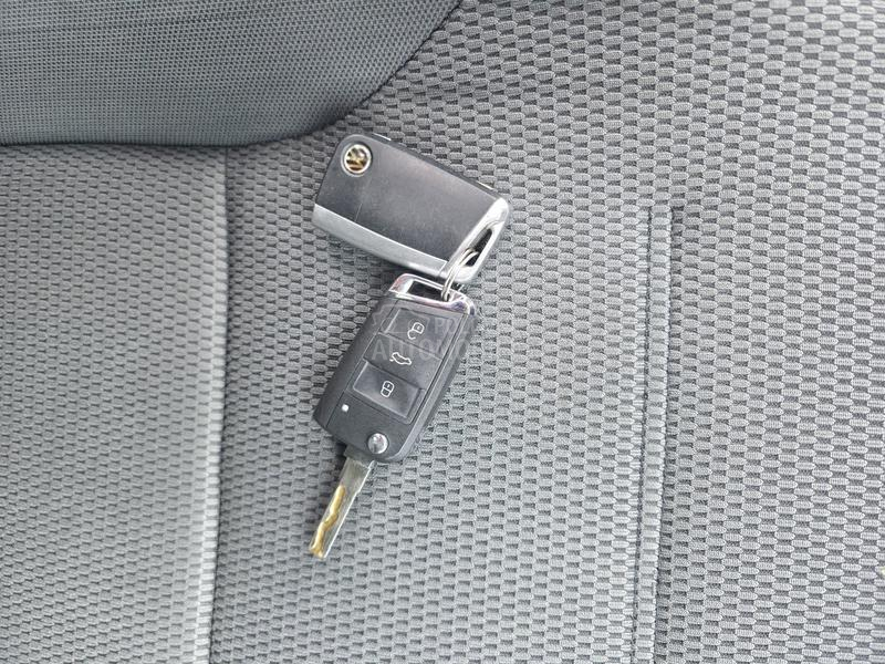 Volkswagen Golf 7 .5 1.0 TSI