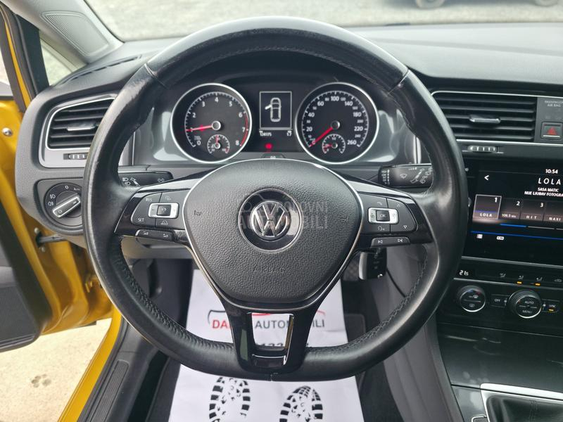 Volkswagen Golf 7 .5 1.0 TSI