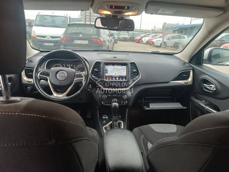 Jeep Cherokee 2.0 CRD LONGITUDE