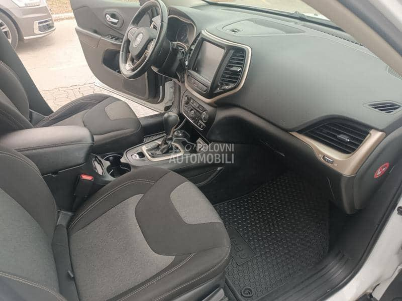 Jeep Cherokee 2.0 CRD LONGITUDE