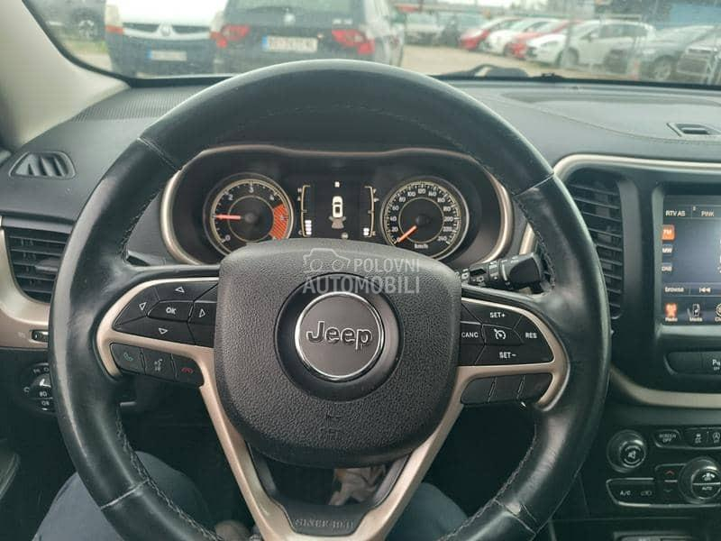 Jeep Cherokee 2.0 CRD LONGITUDE