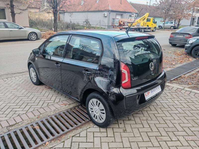 Volkswagen up! 