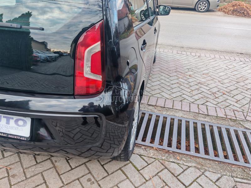 Volkswagen up! 