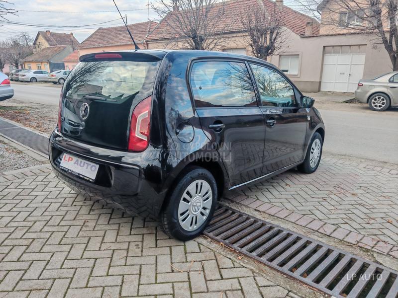 Volkswagen up! 