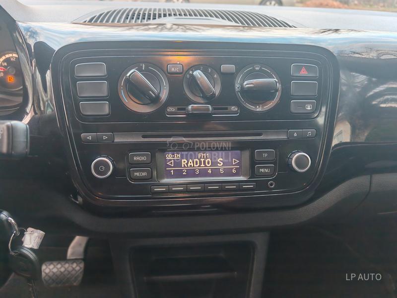 Volkswagen up! 