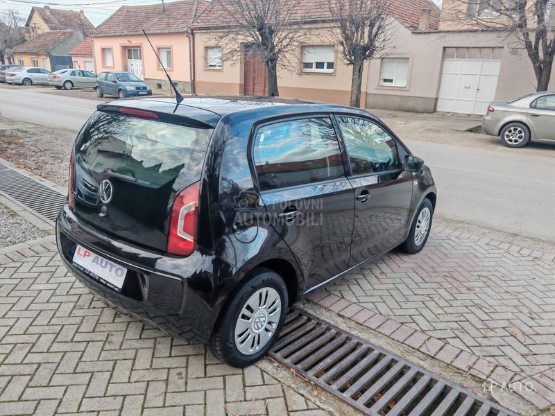 Volkswagen up! 