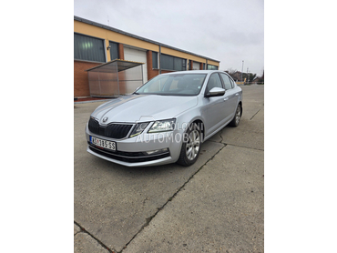 Škoda Octavia 1.6 TDI STYLE